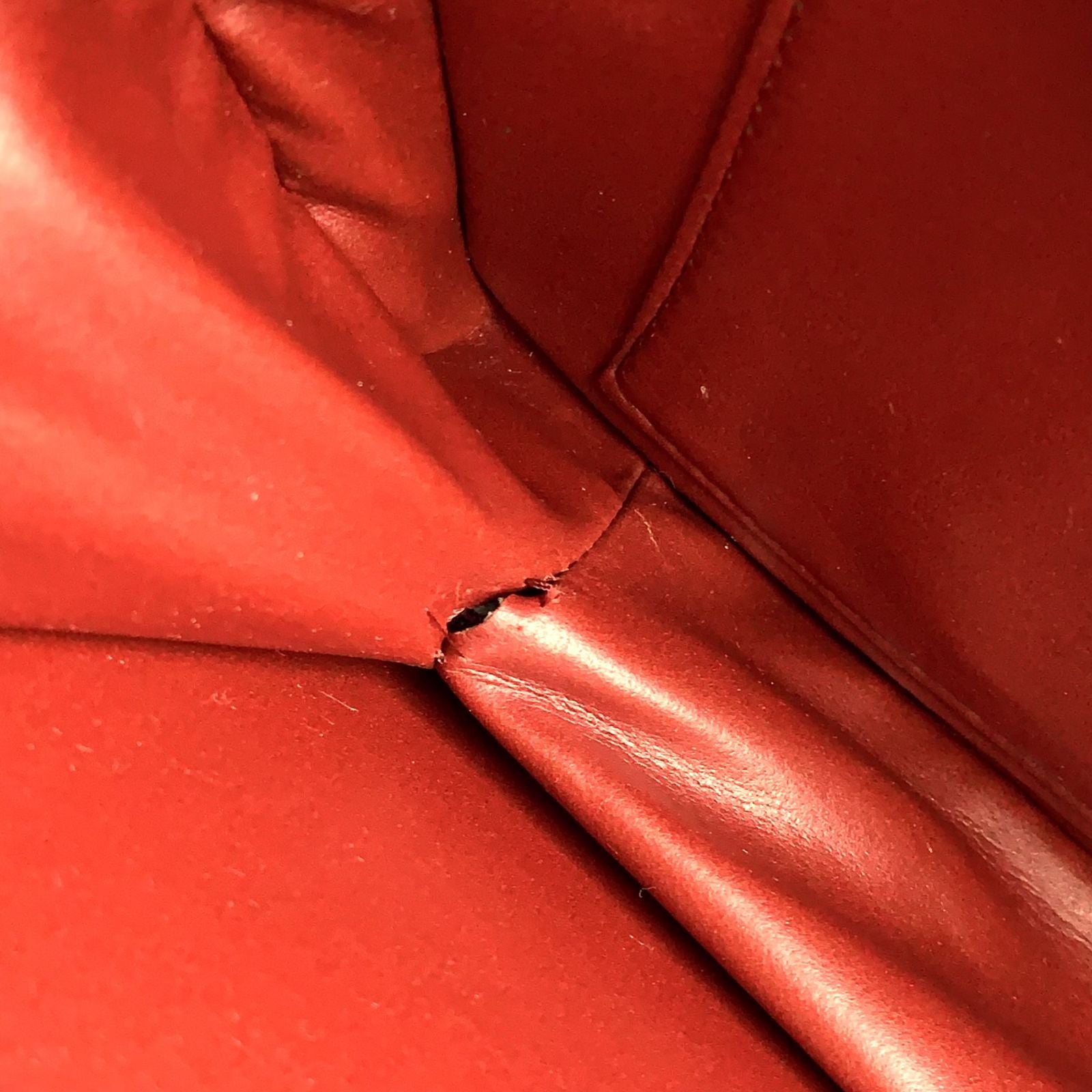 Celine Vintage Leather Bordeaux Shoulder Bag Gold — view 5