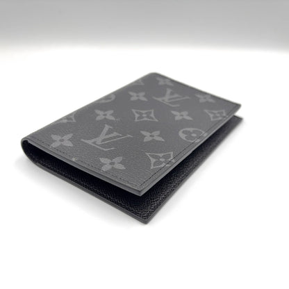 Louis Vuitton Couverture Passport NM Monogram Eclipse Black Card Case — view 5