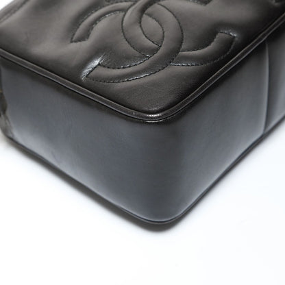 Chanel Shoulder Bag Lambskin Triple Coco Fringe — view 5