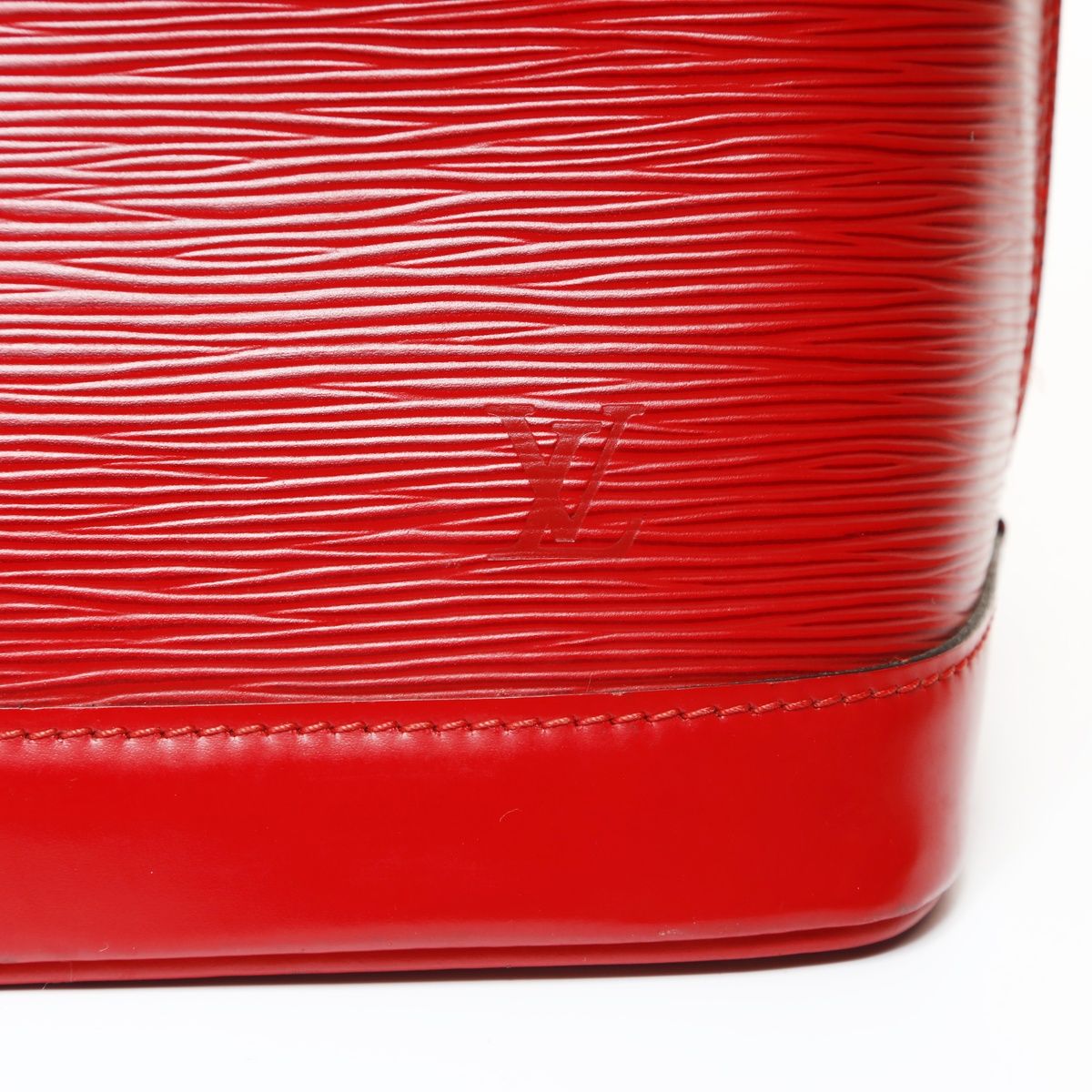 Louis Vuitton Handbag Alma PM Epi — view 8