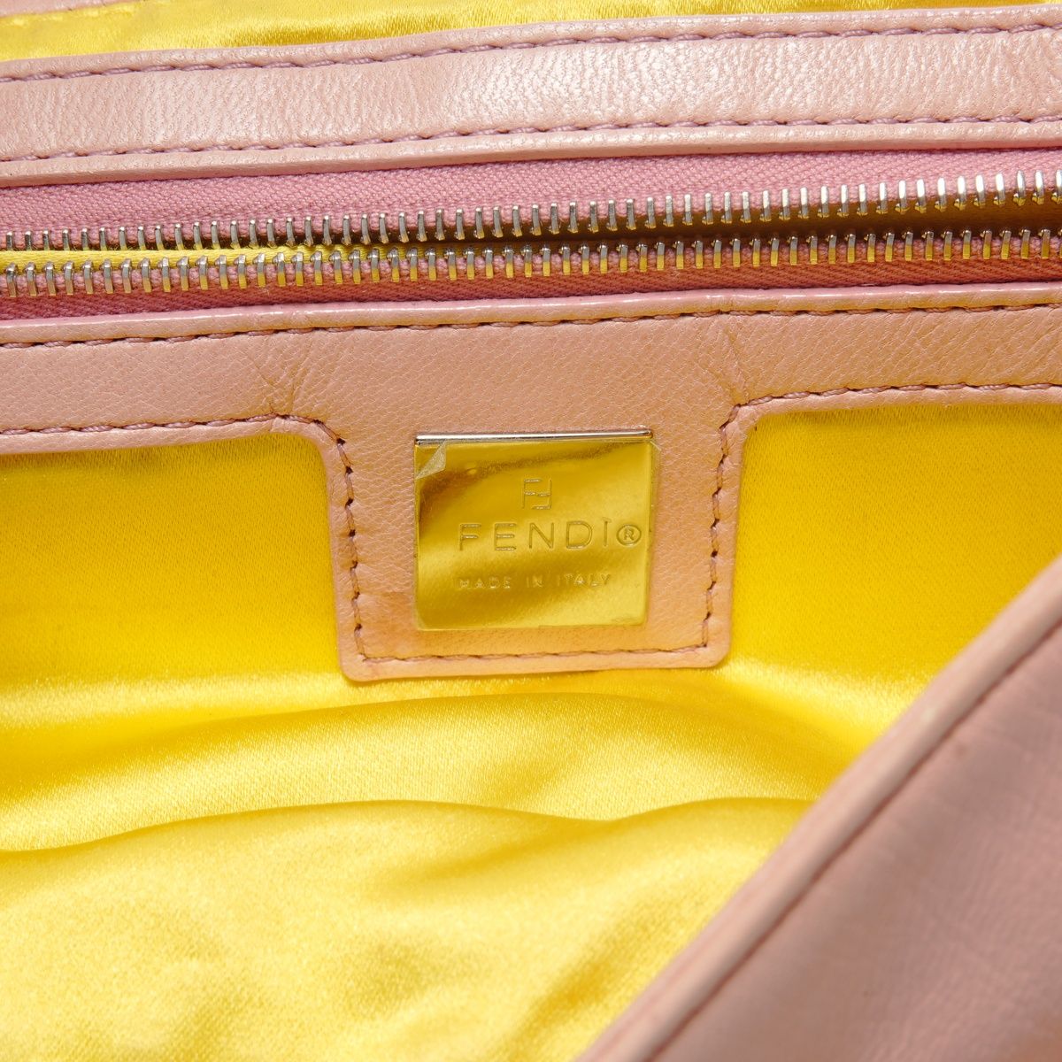 Fendi Shoulder Bag Mamma Baguette Leather — view 9