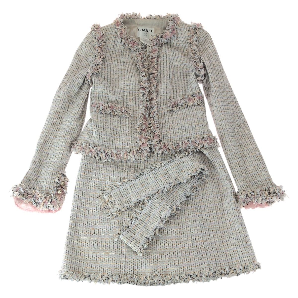 Chanel Tweed CC Logo 38 Pink Set Suit Jacket Skirt