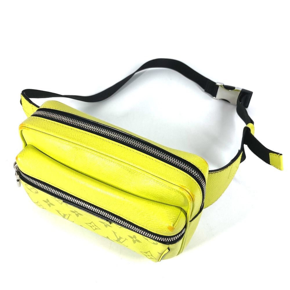 Louis Vuitton Belt Bag Outdoor Messenger PM Taiga Leather Yellow — view 3