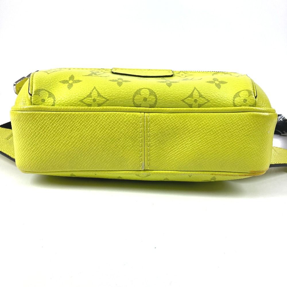 Louis Vuitton Belt Bag Outdoor Messenger PM Taiga Leather Yellow — view 4