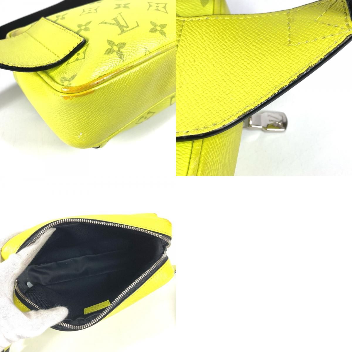 Louis Vuitton Belt Bag Outdoor Messenger PM Taiga Leather Yellow — view 9