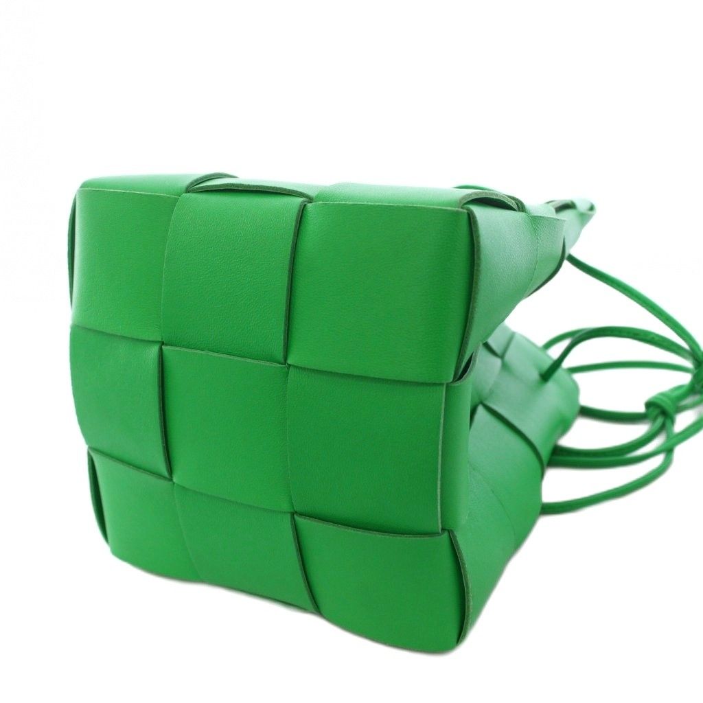 Bottega Veneta Cassette Shoulder Bag Leather Green KH — view 4