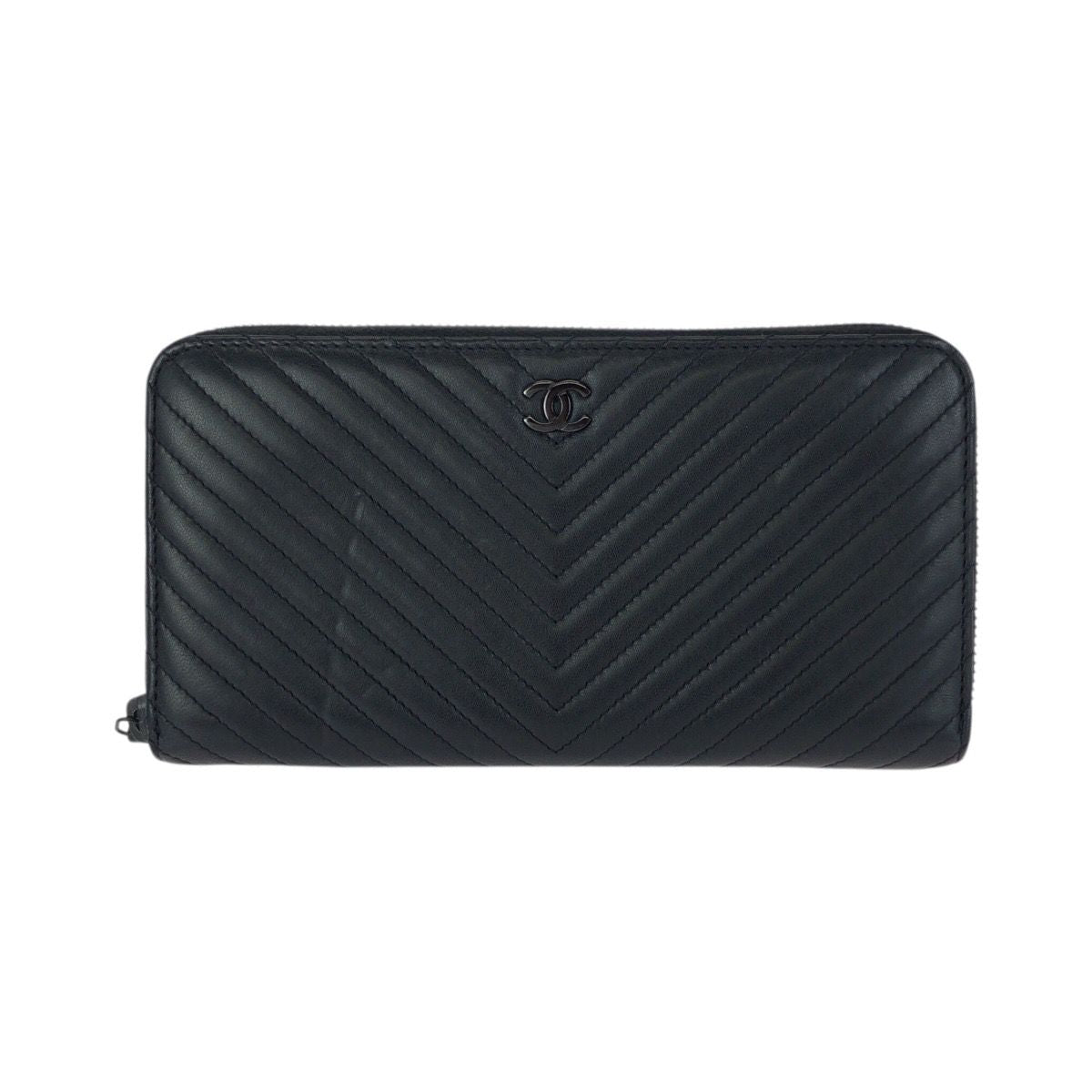 Chanel Chez Blanc Stitch CC Logo Black Gunmetal Lambskin Wallet Zip Around