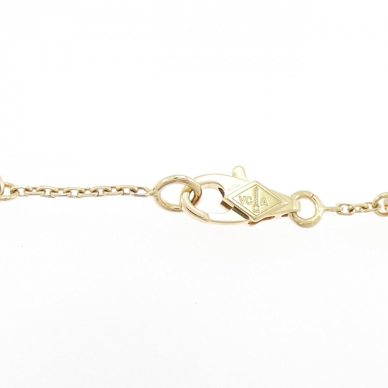 Van Cleef & Arpels Frivole Mini Bracelet — view 4
