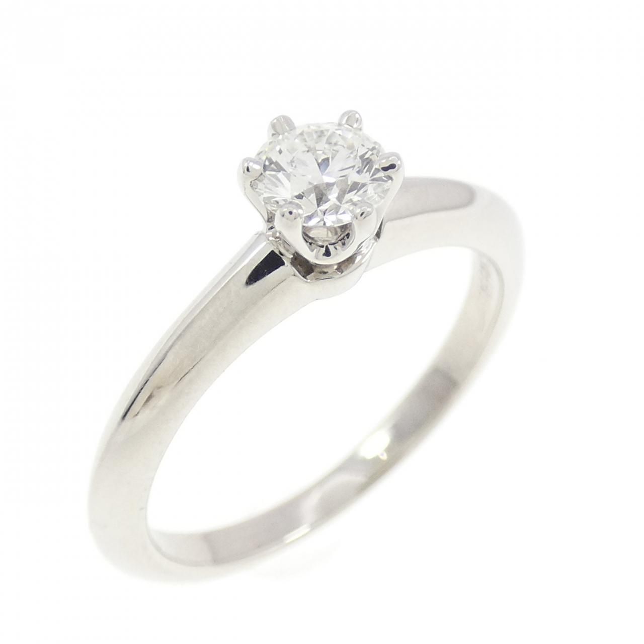 Tiffany & Co Classic Solitaire Ring