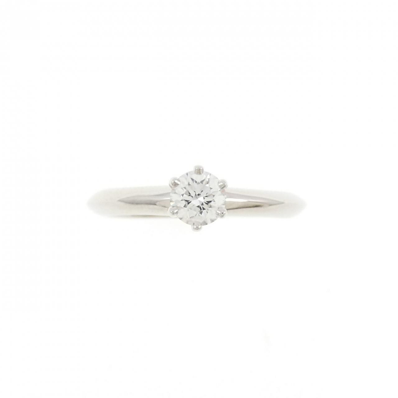 Tiffany & Co Classic Solitaire Ring — view 2