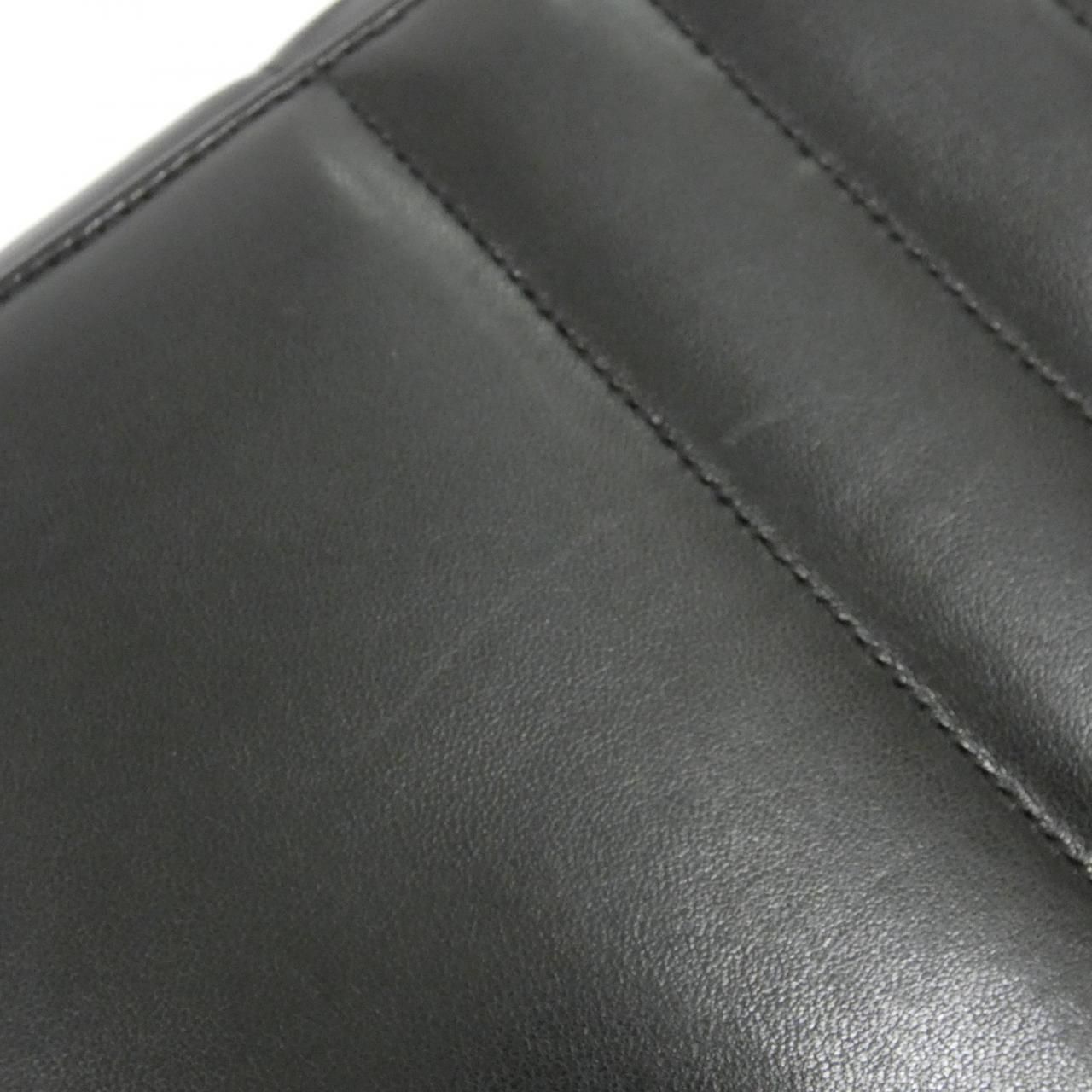 Chanel Vintage Bag Handbag Black — view 4