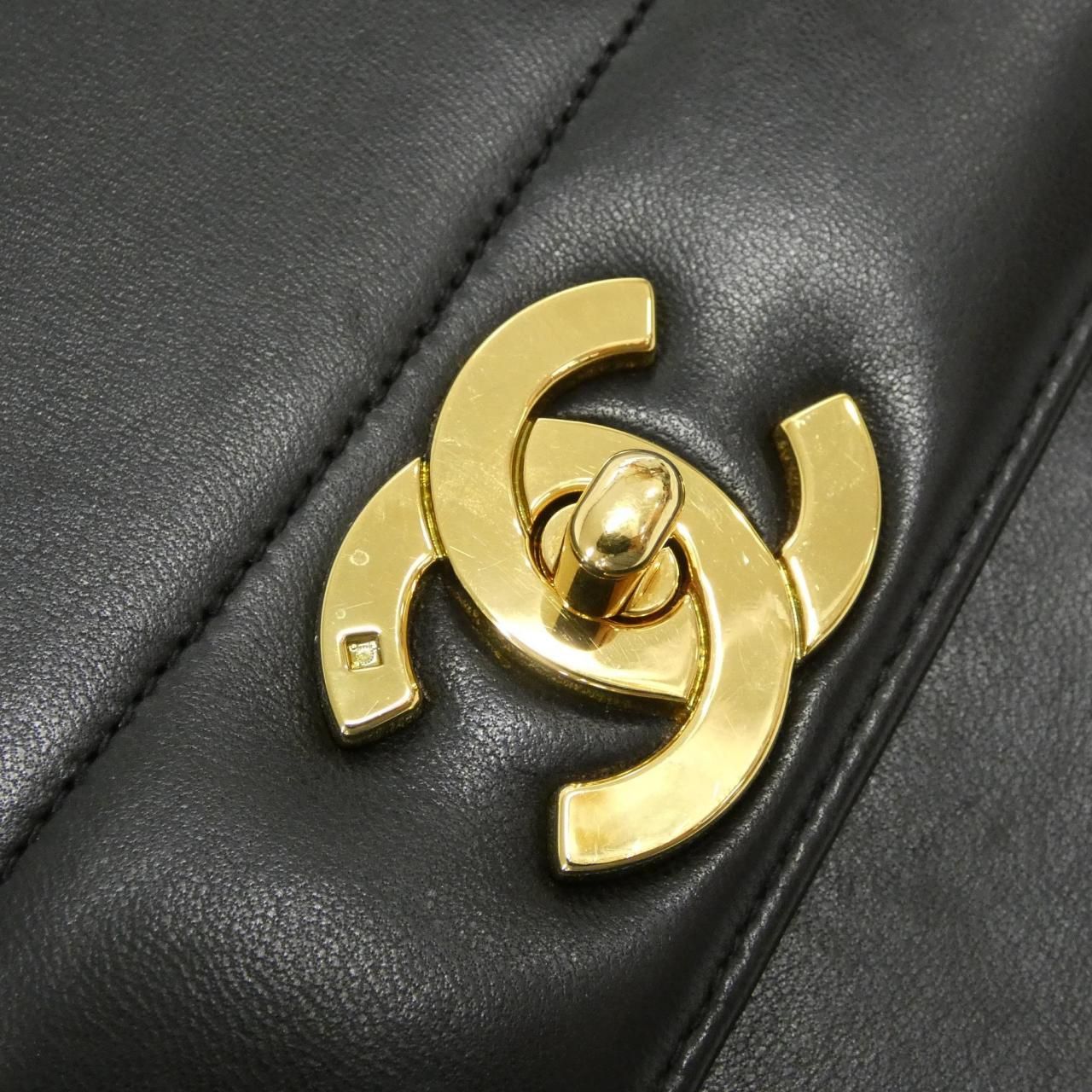 Chanel Vintage Bag Handbag Black — view 5