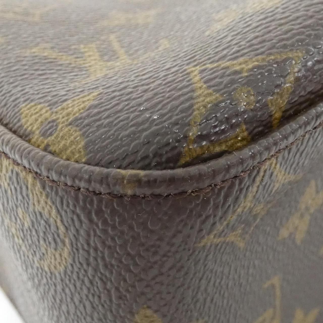 Louis Vuitton Monogram Looping GM Shoulder Bag — view 2
