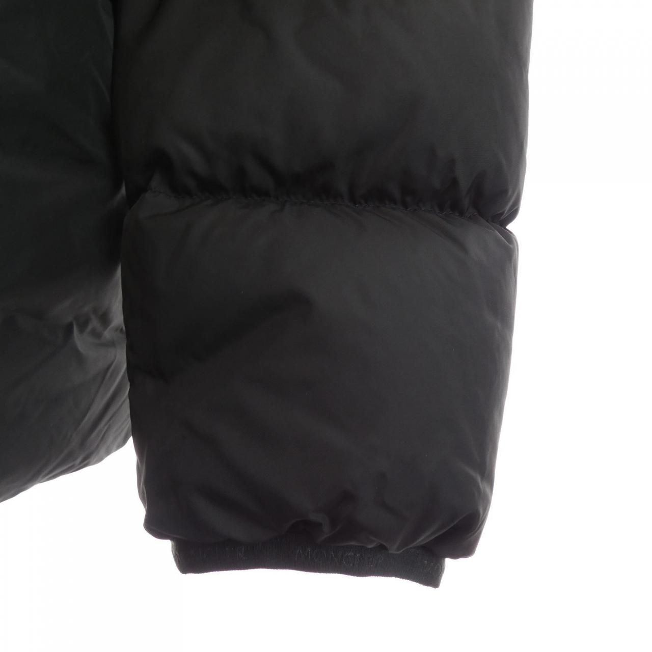 Moncler Montcla Down Jacket — view 7