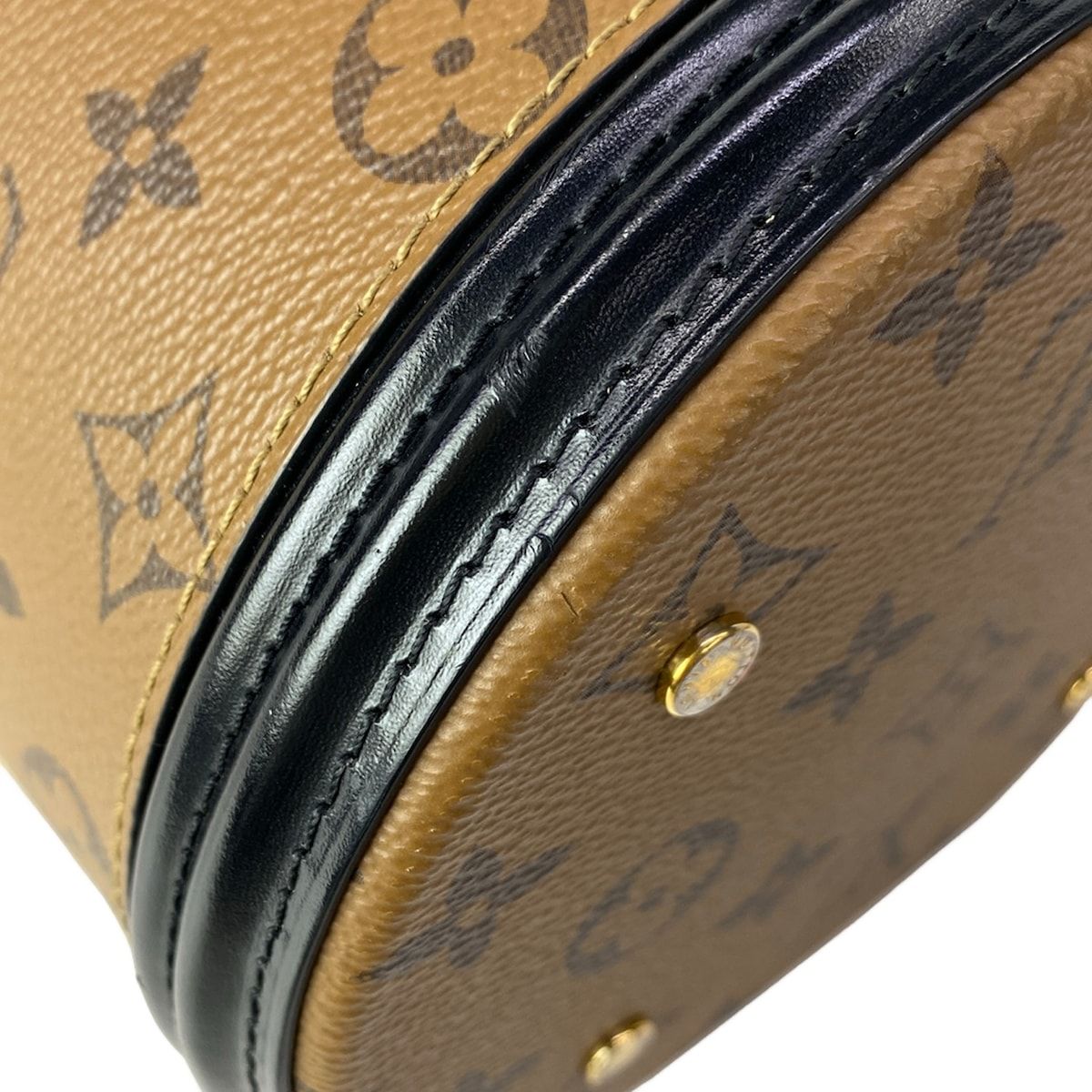Louis Vuitton Vanity Bag Monogram Reverse Cannes — view 6