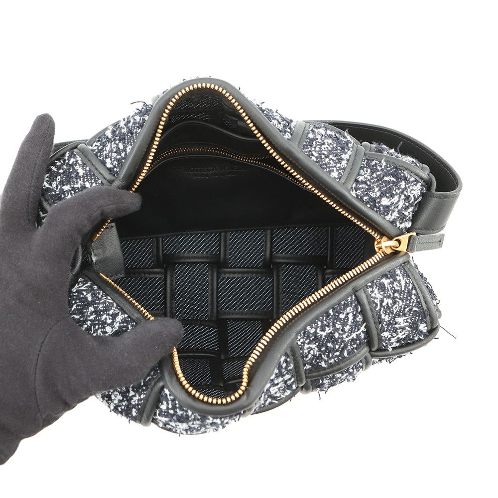 Bottega Veneta Shoulder Bag Brick Cassette Maxi Intrecciato Tweed Leather Black — view 5