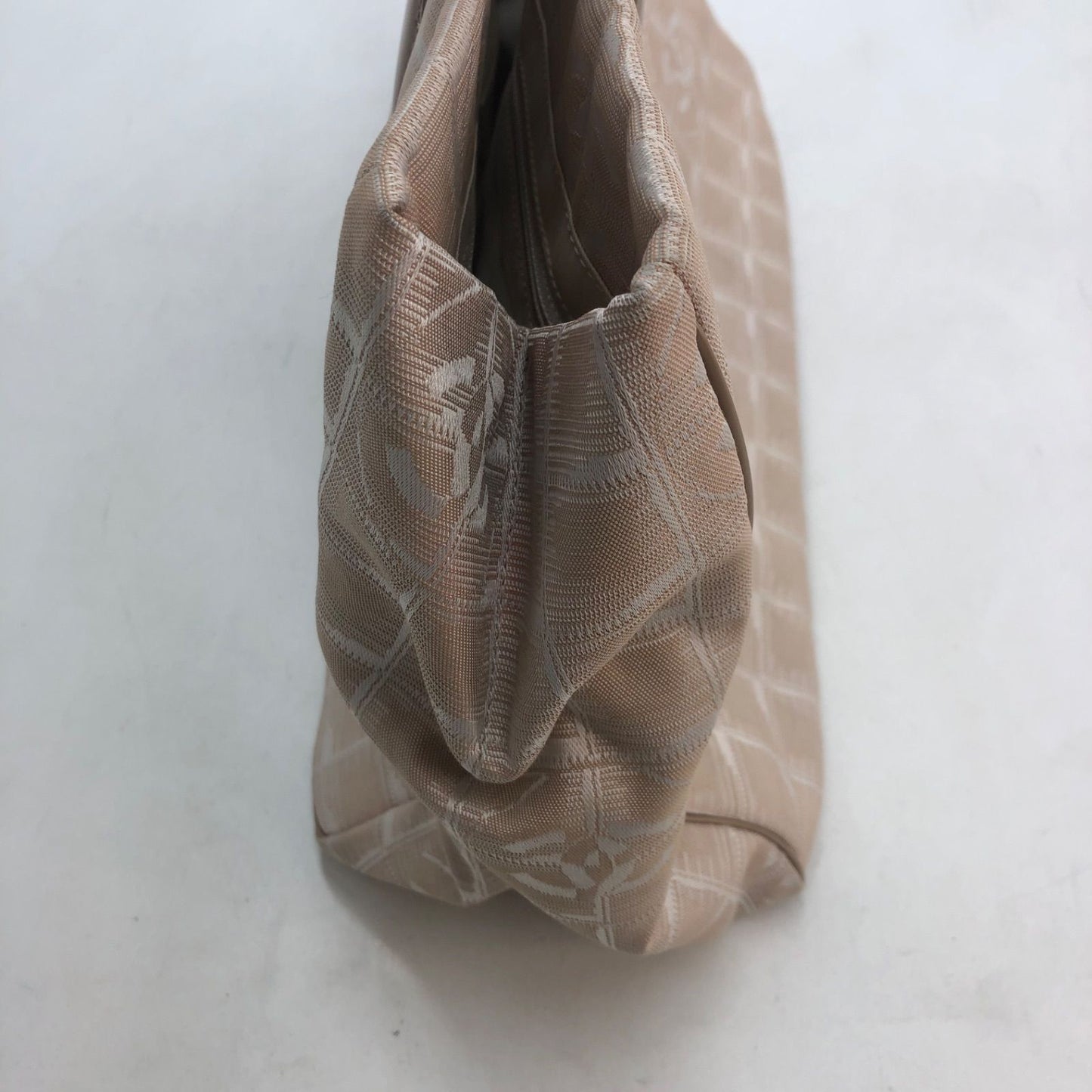 Chanel Tote New Travel Beige CC Logo Business — view 6