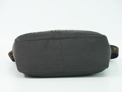 Fendi Canvas Shoulder Bag Pochette Black — view 3
