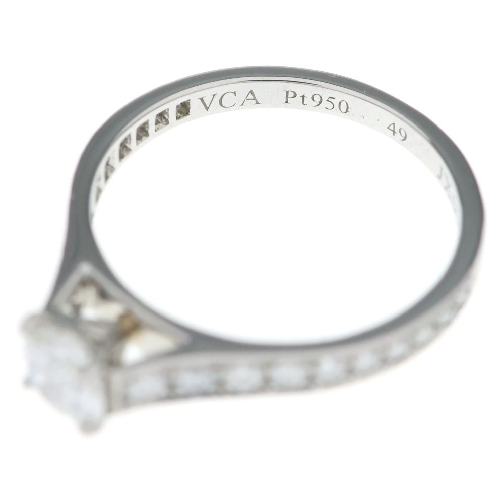 Van Cleef & Arpels Romance Solitaire Diamond Ring Platinum — view 5