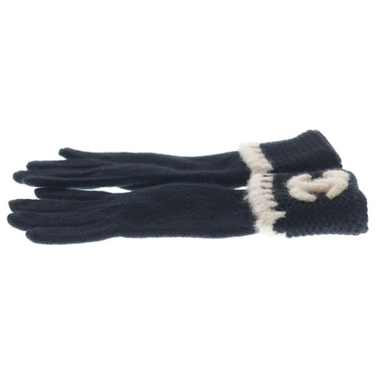 Chanel CC Logo Cashmere Knit Gloves Black — view 4