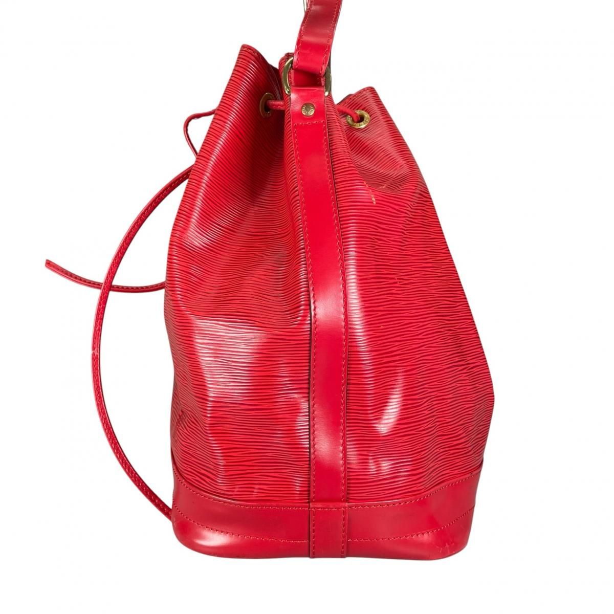Louis Vuitton Castilian Red Shoulder Bag Noe — view 4