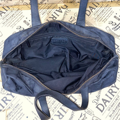 Chanel Handbag New Travel Mini Boston Black CC Logo — view 9