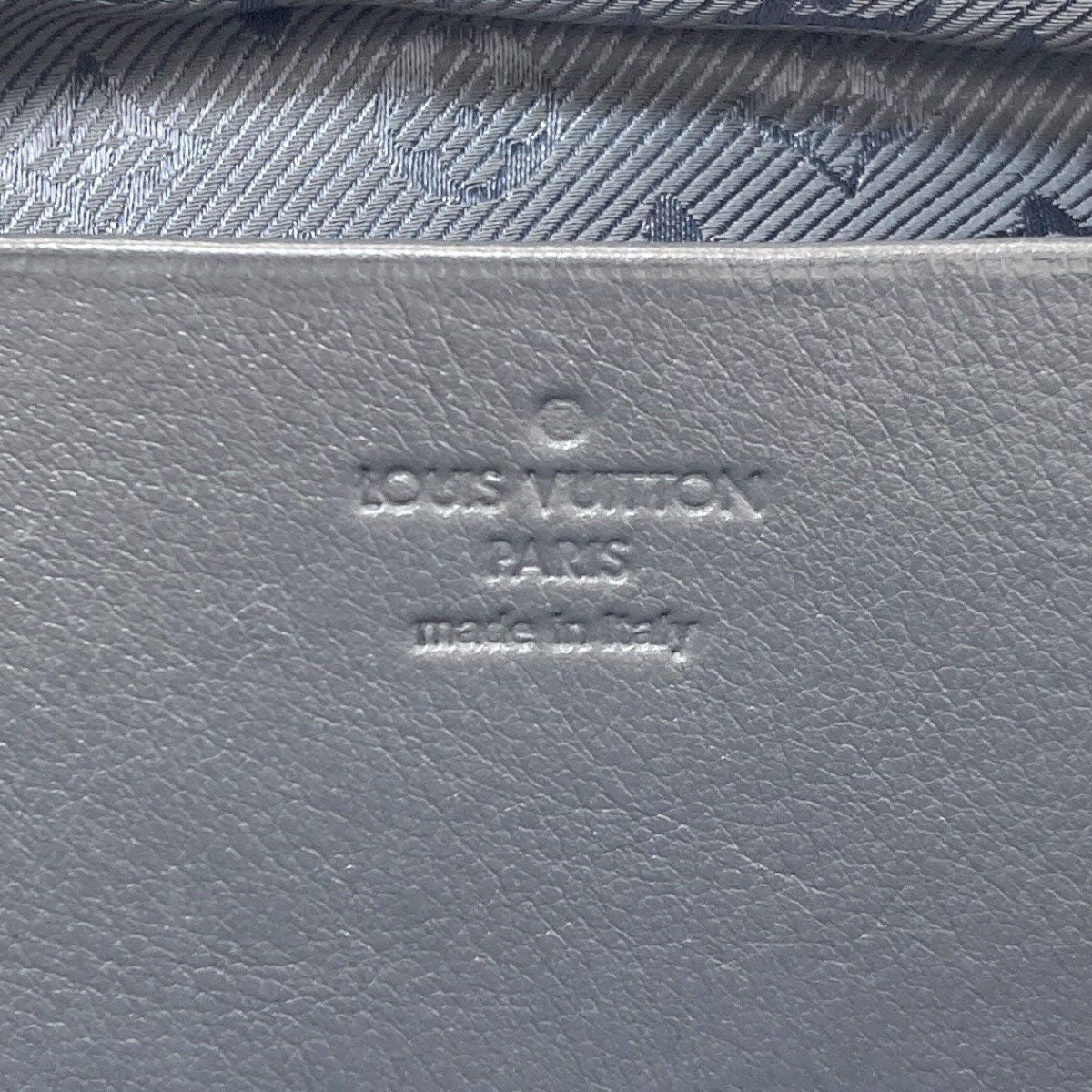 Louis Vuitton Cuir Cinema Entry Handbag Calf — view 6