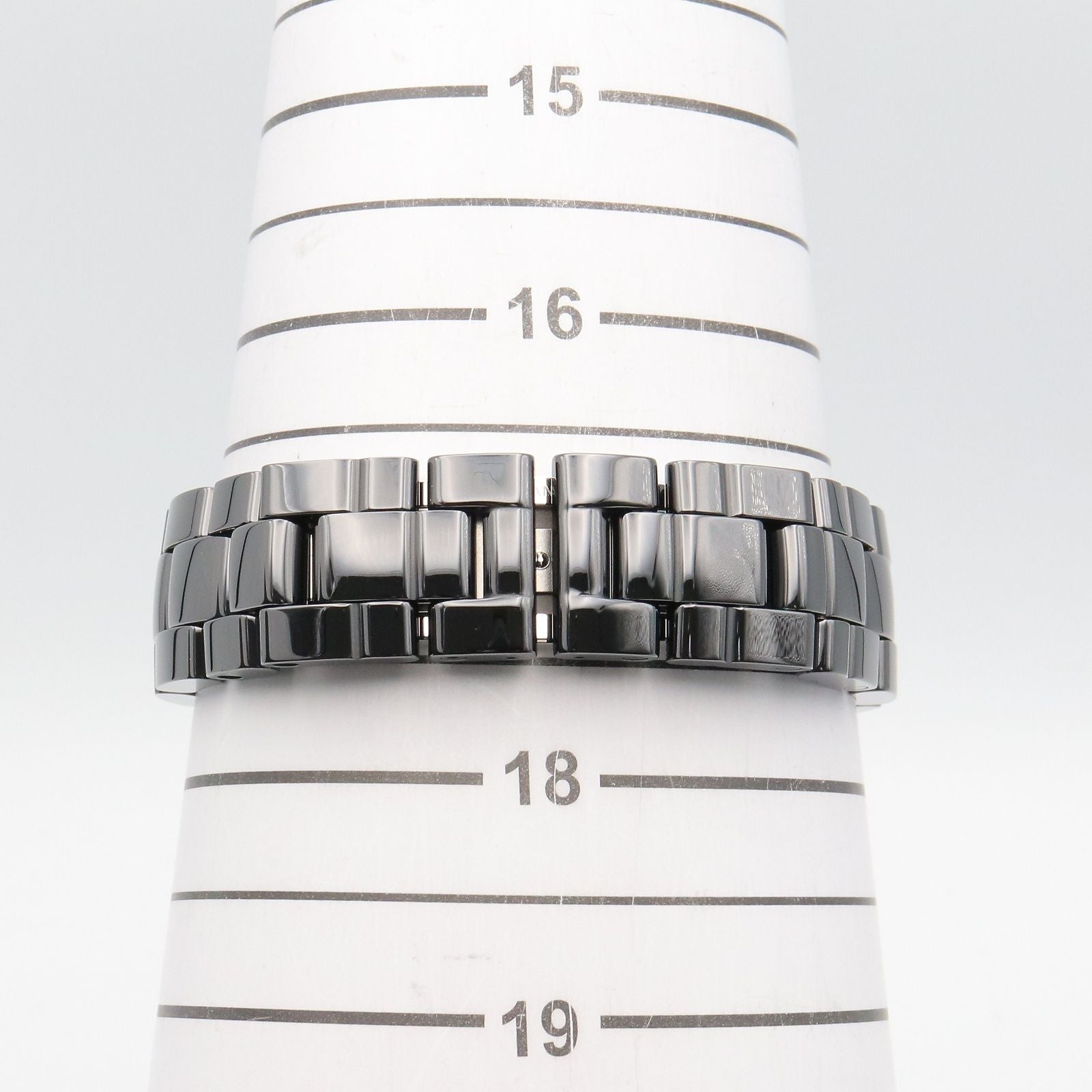 Chanel Watch Mademoiselle la Pausa Black Ceramic — view 7