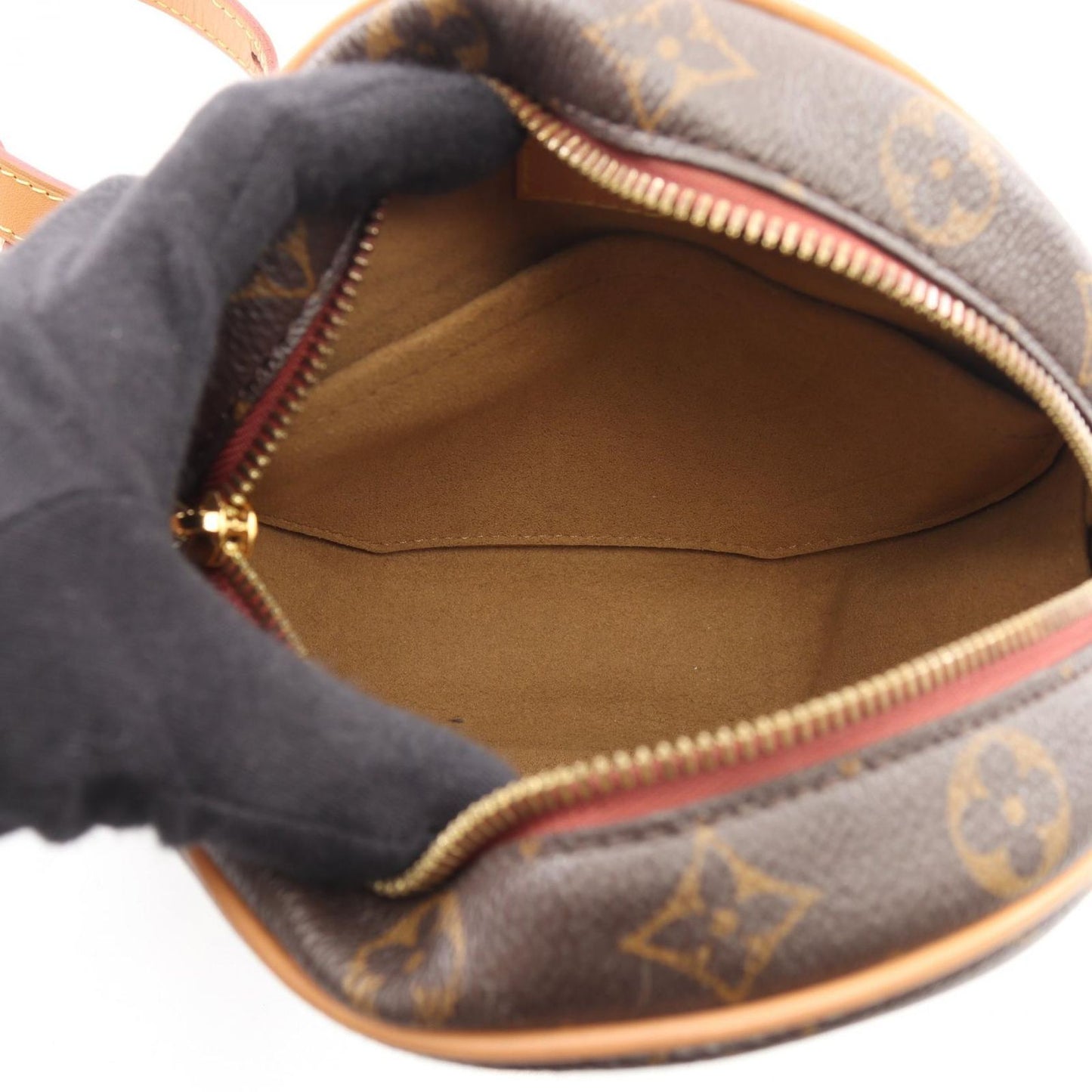 Louis Vuitton Shoulder Bag Boite Chapeau Spoule PM Monogram Canvas Leather — view 3