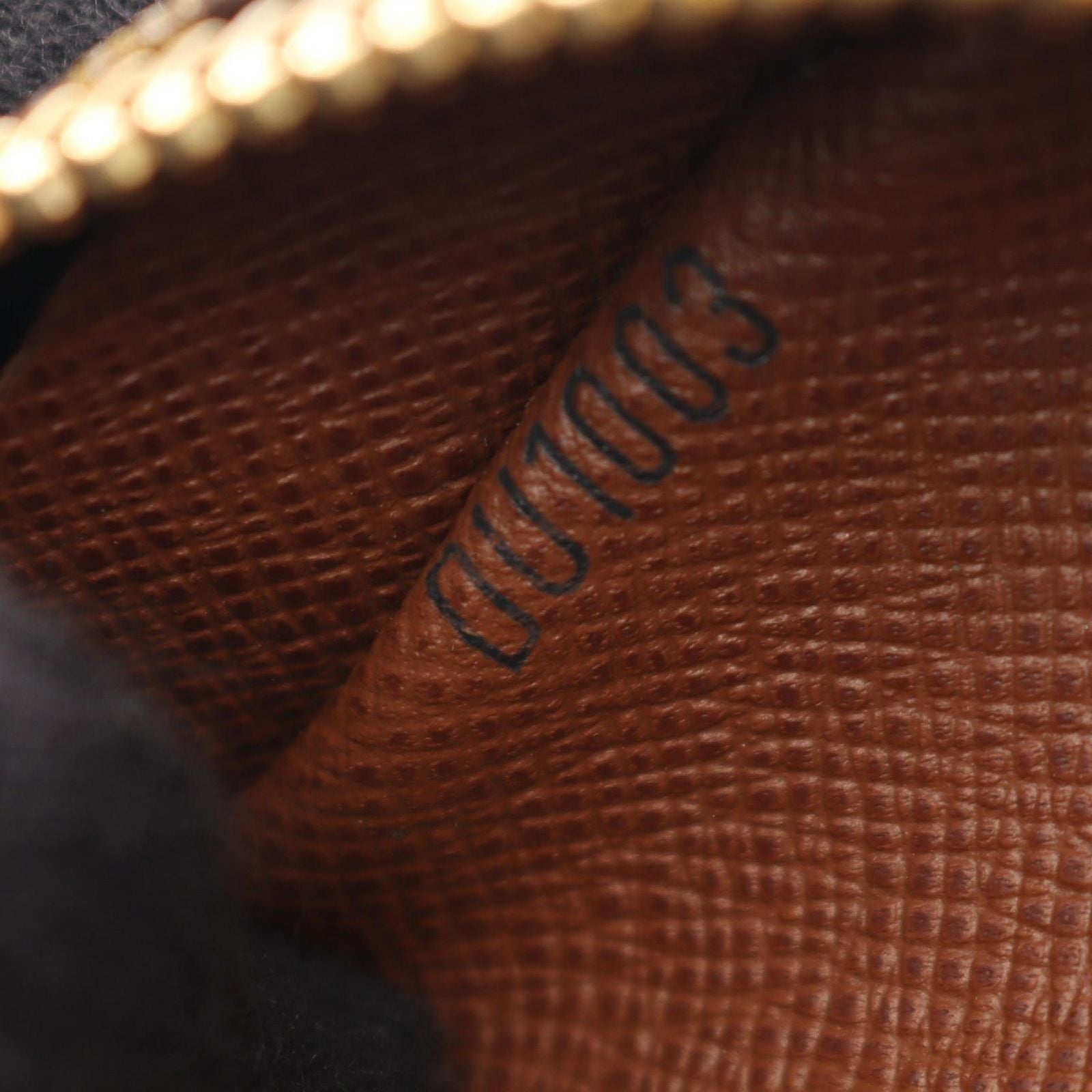 Louis Vuitton Shoulder Bag Canvas Leather Pochette M Roulis Bandouliere — view 5