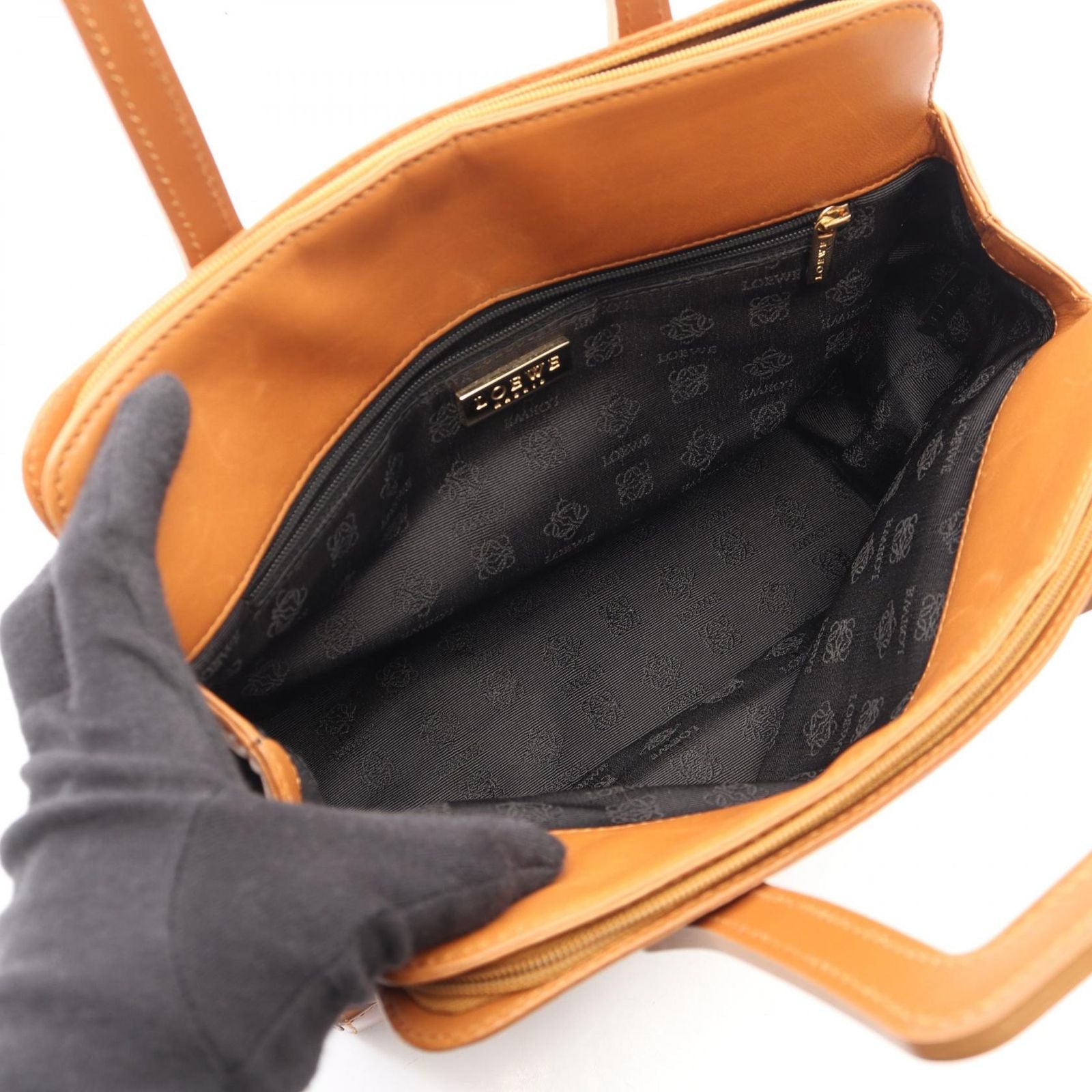 Loewe Handbag Camel Leather — view 3