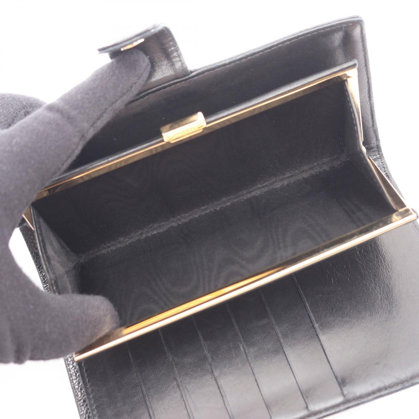 Chanel Bifold Wallet CC Logo Black Caviar Leather — view 4