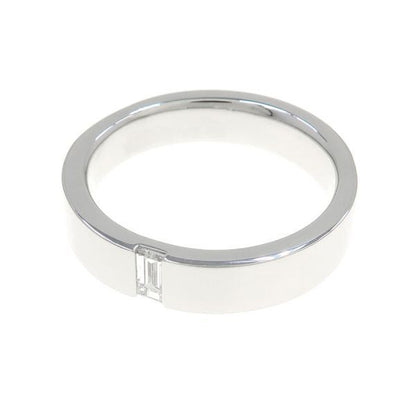 Harry Winston Baguette Cut Vertical Band Ring Area — view 2