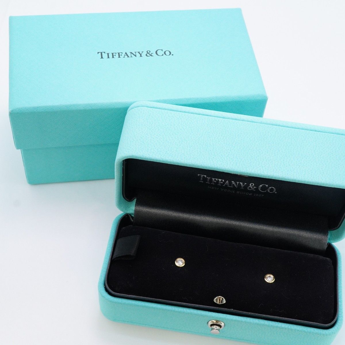 Tiffany & Co Earrings by the Yard 18k Yellow Gold Diamond — view 8