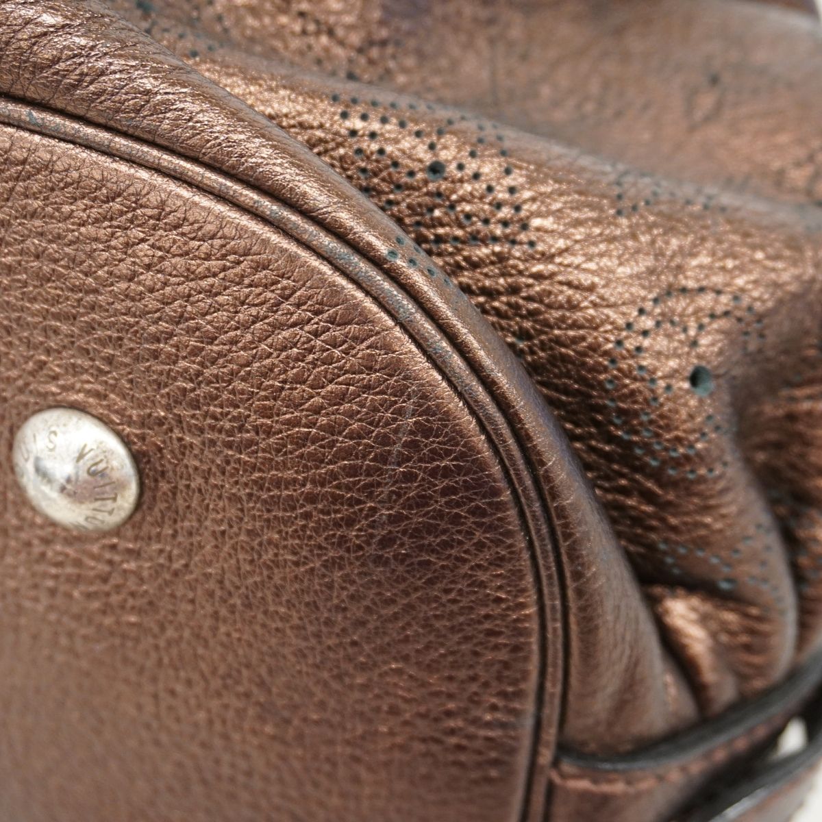 Louis Vuitton Handbag Mahina L Mordre — view 6