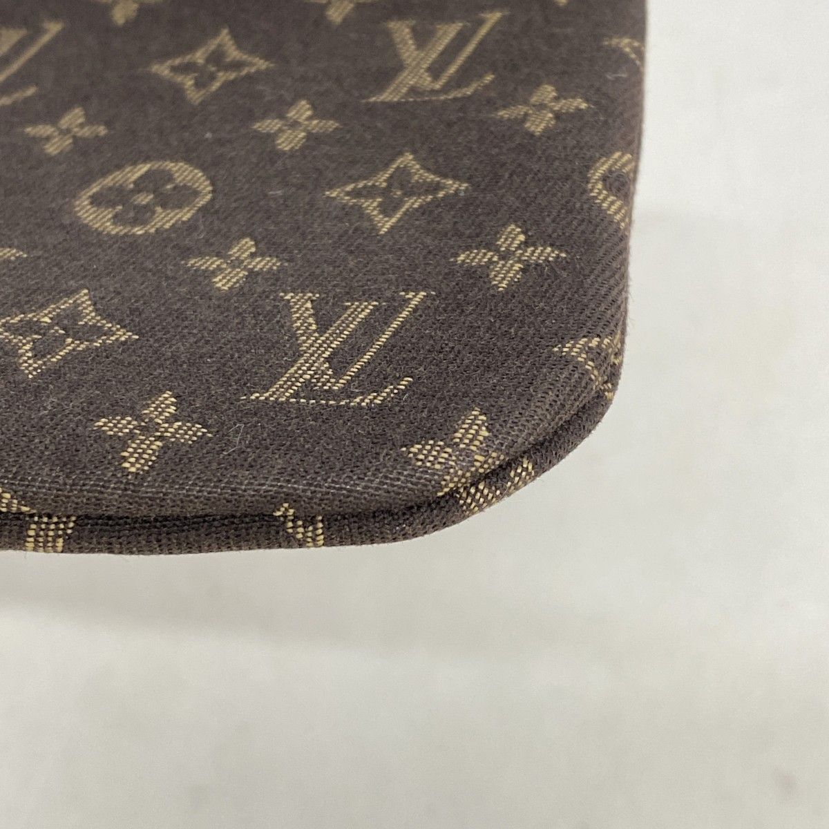 Louis Vuitton Coin Case Monogram Idyll Pochette Cles Fuzan — view 5