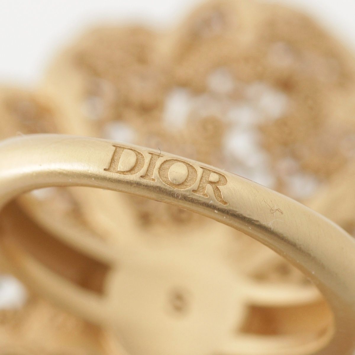Dior Flower Pearl Ring Gold — view 8