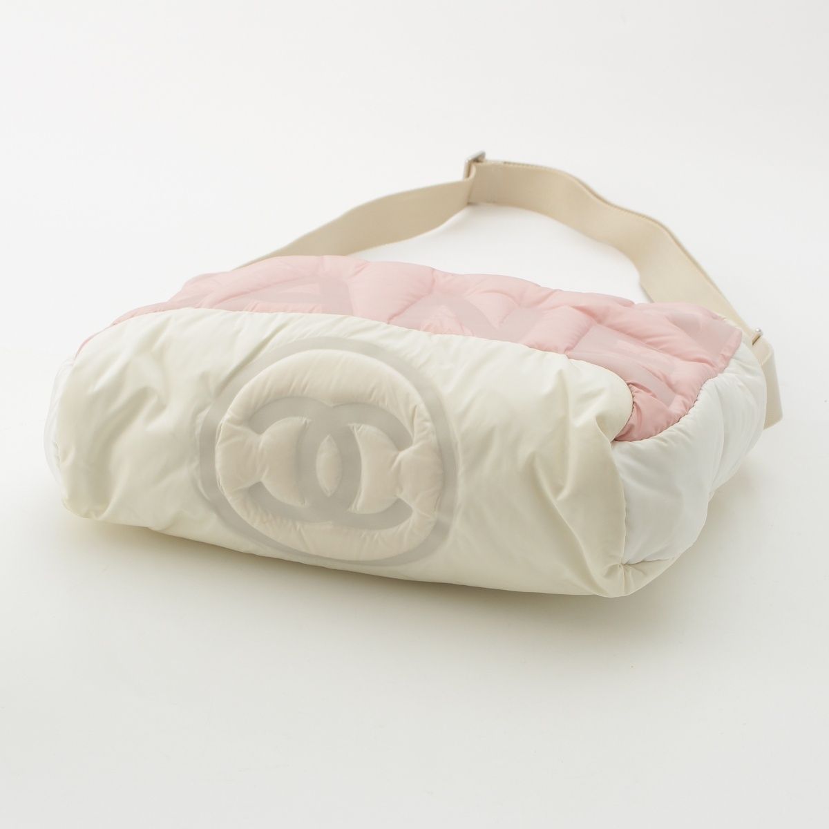 Chanel Deudone Coconnage Nylon Embossed Logo Shoulder Bag Pink White — view 5