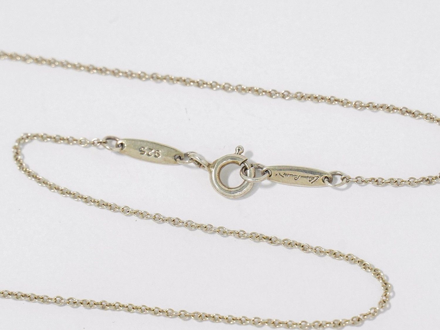 Tiffany & Co Teardrop 925 Necklace Pendant Silver — view 3