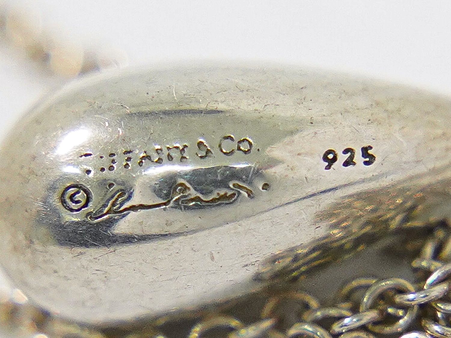 Tiffany & Co Teardrop 925 Necklace Pendant Silver — view 7