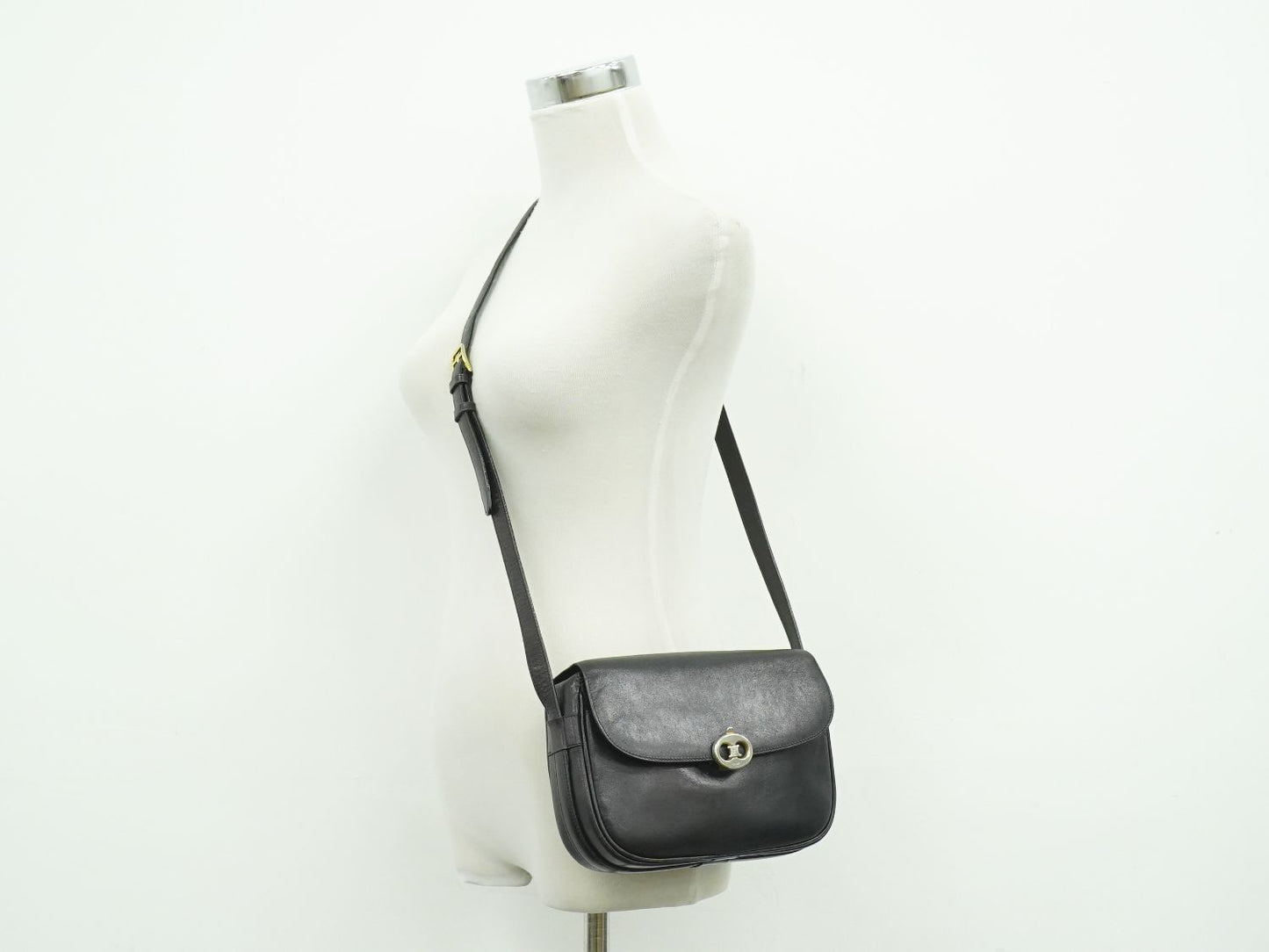Celine Leather Shoulder Bag Pochette Black — view 6