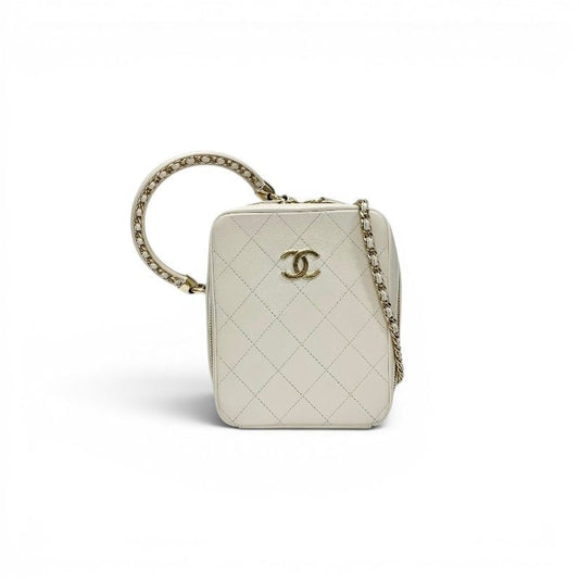 Chanel Shoulder Bag Lambskin White Gold CC Logo Quilted Chain 2-Way