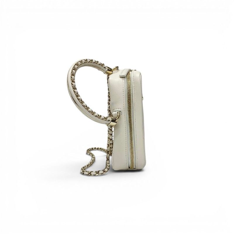 Chanel Shoulder Bag Lambskin White Gold CC Logo Quilted Chain 2-Way — view 2