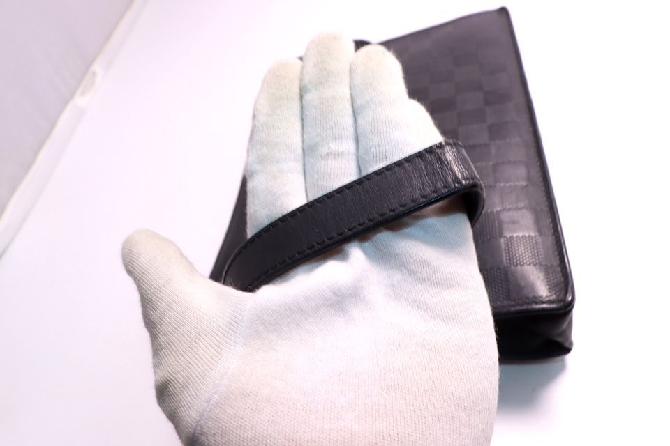 Louis Vuitton Damier Infini Stand Pouch Leather Clutch — view 5