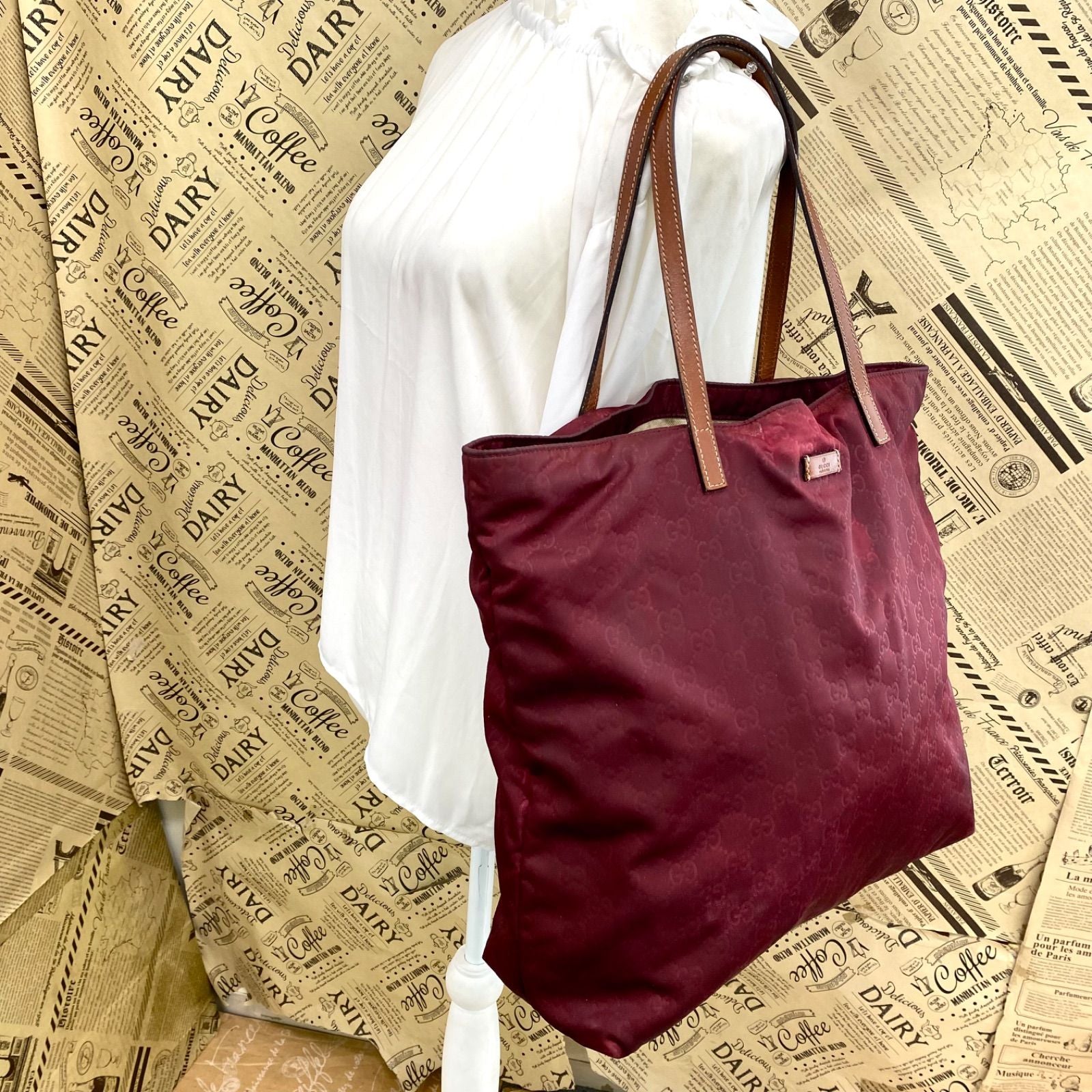 Gucci GG Nylon Tote Red — view 3