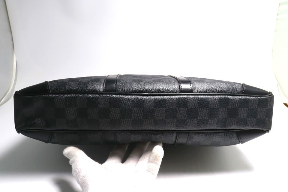 Louis Vuitton Damier Graphite Pdv Leather Business Briefcase — view 3