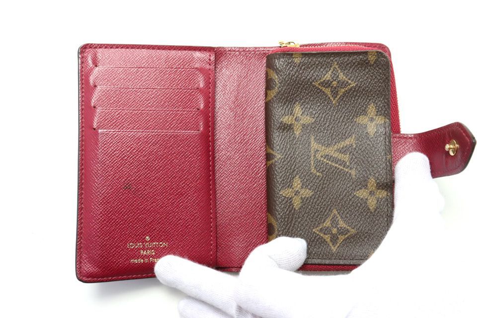 Louis Vuitton Monogram Portefeuille Juliette Leather Bifold Wallet — view 4