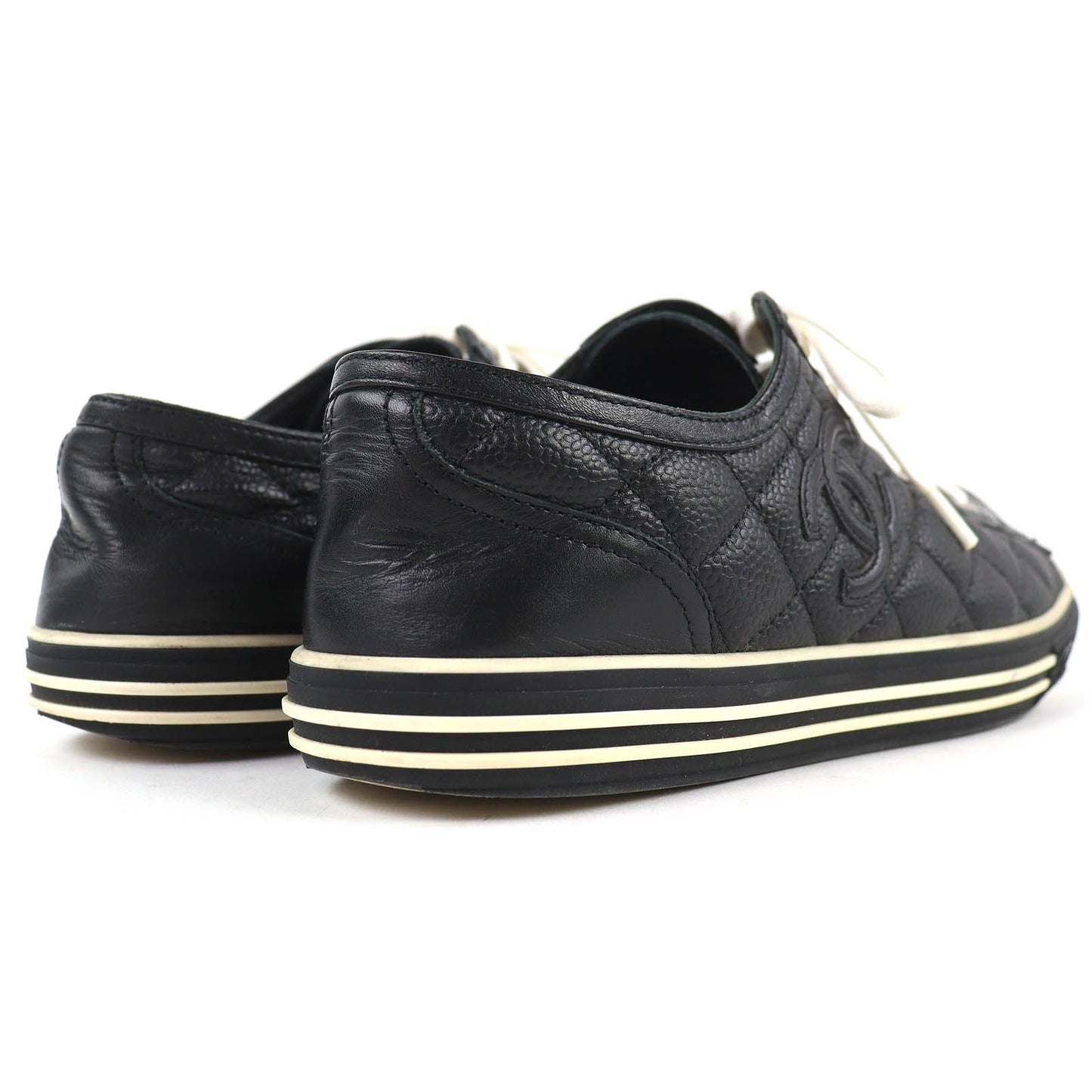 Chanel Caviar Leather CC Logo Quilted Low Cut Sneakers Black White — view 6