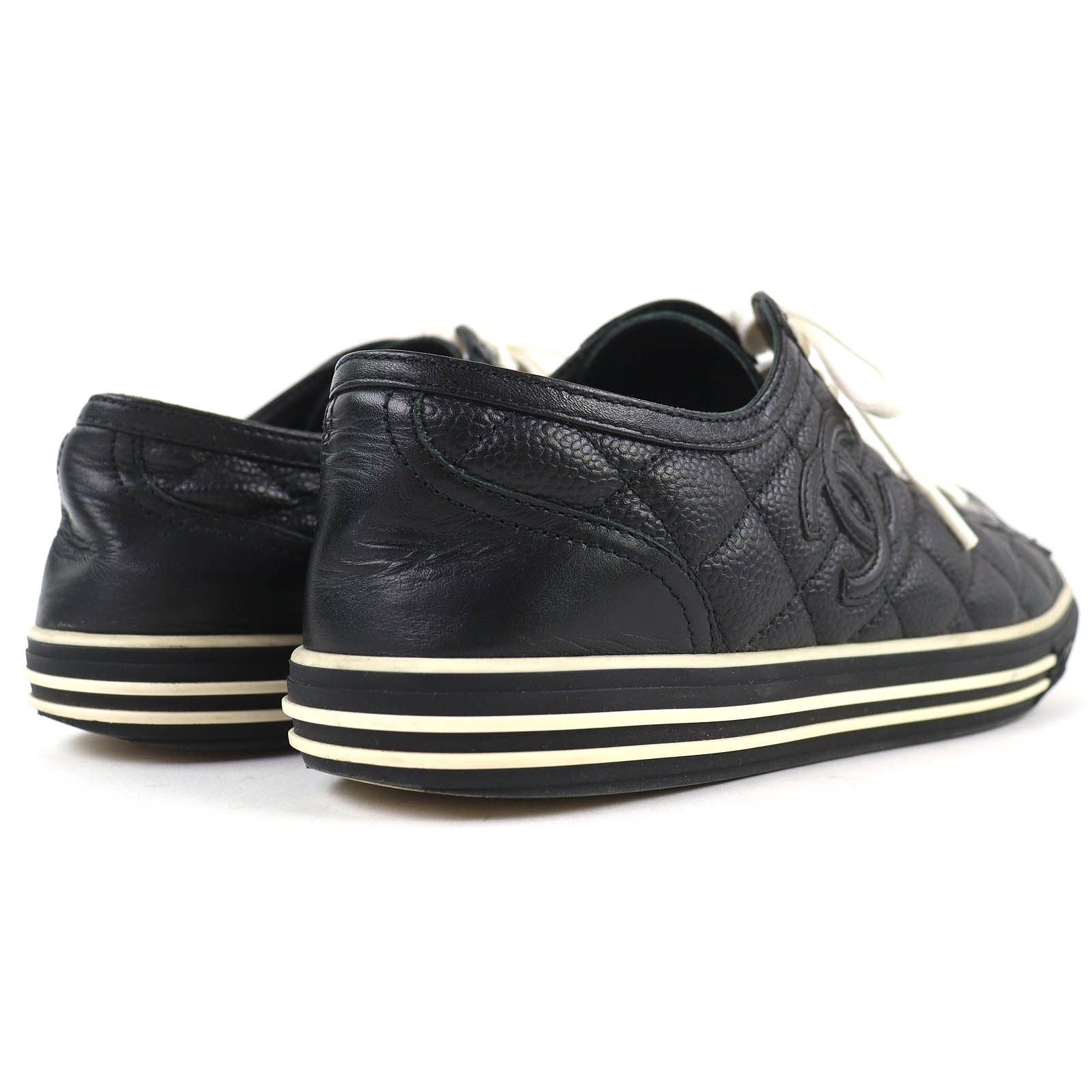 Chanel Caviar Leather CC Logo Quilted Low Cut Sneakers Black White — view 6