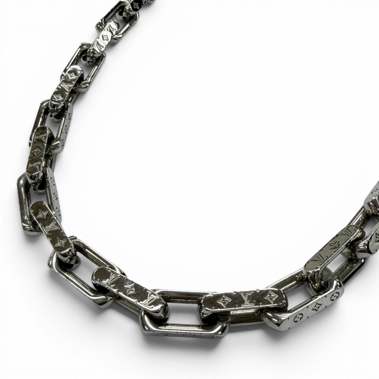 Louis Vuitton Collier Chain Monogram Necklace Silver